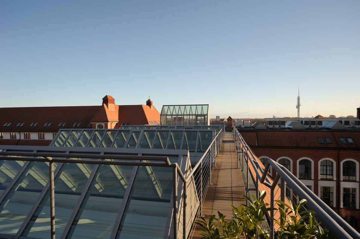 https://www.doernerarchitekten.de/ | Ausbauten Pelikanviertel  | 2/5